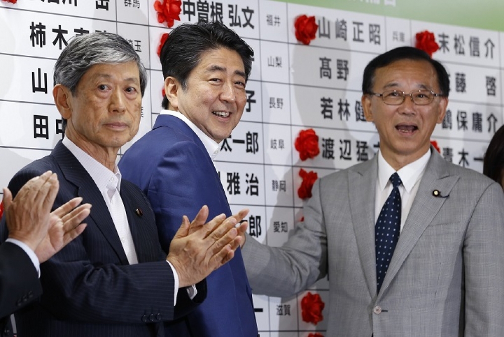 日本執政聯盟在10日參議院大選中取得大幅勝利。 （美聯社）