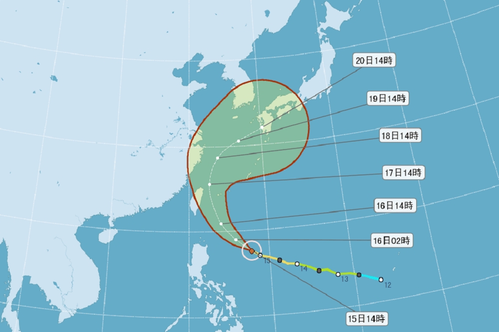 氣象局預計15日深夜11時半可能發布颱風馬勒卡的海上警報。（翻攝自中央氣象局）