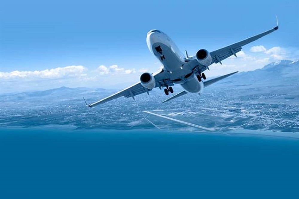 國際民航組織（ICAO）7日在批評聲中通過了世界第一個飛航減碳協議，各國的航空公司必須購買碳信用額，以補償碳排增長。（翻攝自shutterstock）