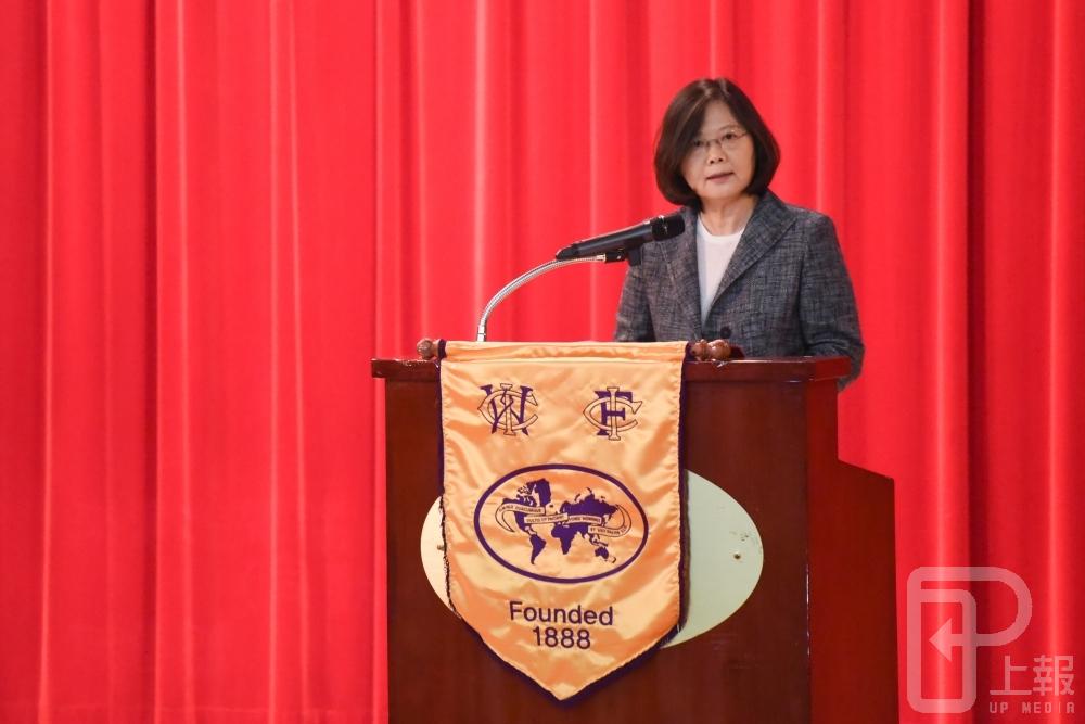 蔡英文出席「國際婦女理事會執行委員會」致詞，表示「台灣不會因為有女性總統，從此沒有性別不平等問題。」（攝影：葉信菉）