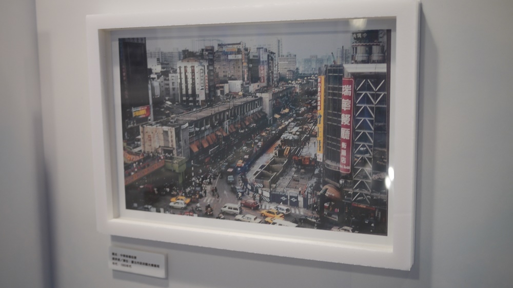 「發現‧故事臺北特展」有許多老照片，帶領民眾穿梭古今（攝影：黃映嘉）