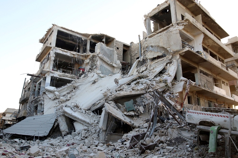 敘利亞第一大城阿勒坡歷經連年內戰，幾乎已成廢墟。（湯森路透）