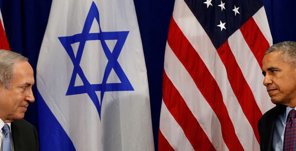 美國總統歐巴馬（右）與以色列總理納坦雅胡（左）9月於紐約會面。（湯森路透）