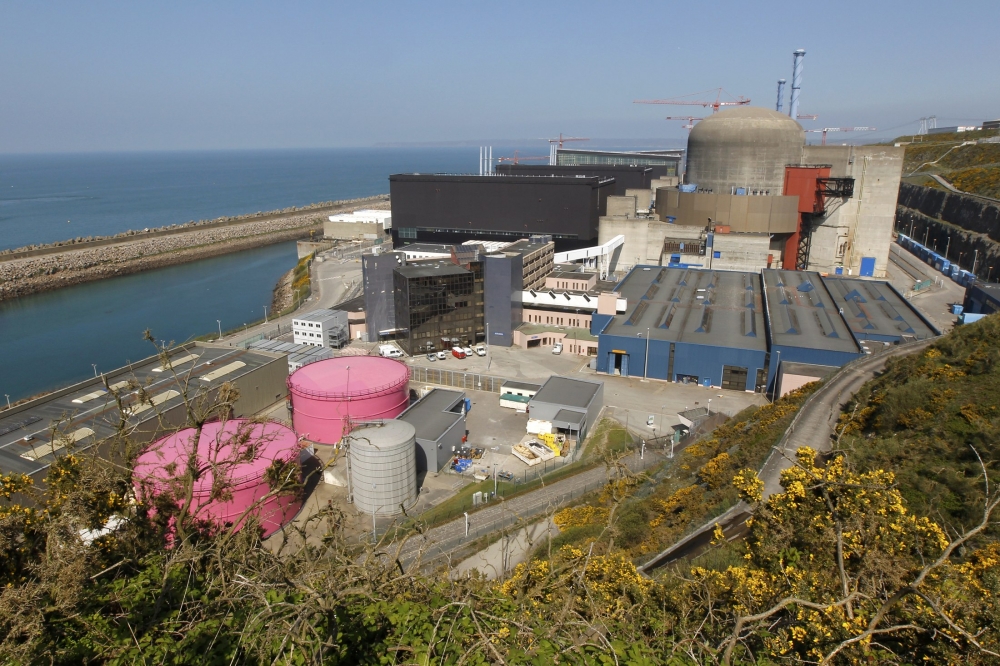 法國電力集團（EDF）設在弗拉芒維爾鎮（Flamanville）核電廠驚傳爆炸，所幸未構成核災風險。（湯森路透）