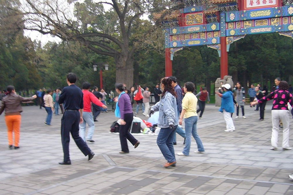 北京當局將從3月起管制廣場舞。  （翻攝自維基百科）