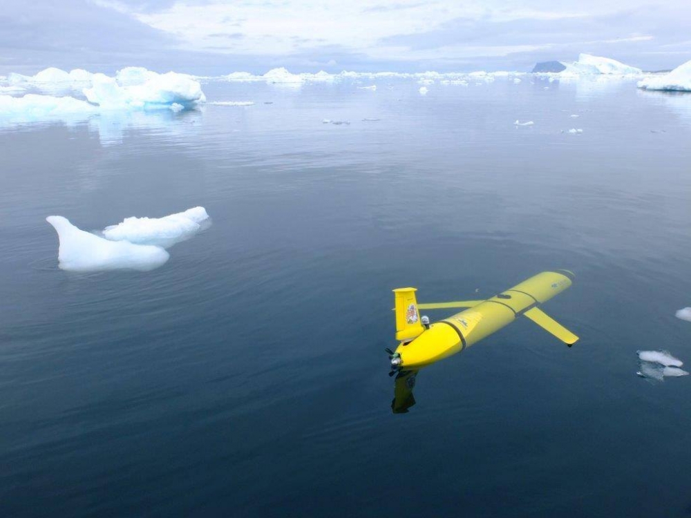 英國自然環境研究委員會的潛水艇「小舟‧麥克船臉」即將展開首次任務。（Facebook@NERCscience）