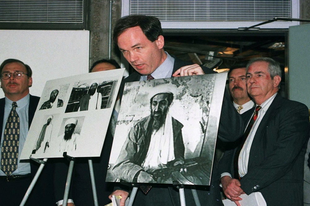 1998年，美國駐東非肯亞大使館遭汽車炸彈襲擊，造成逾200人死亡，賓拉登就是主謀之一。（湯森路透）