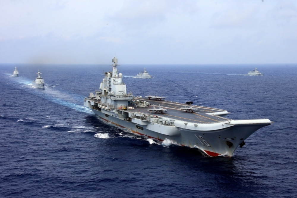 18日起中國在東海展開軍演。圖為中國航母「遼寧號」。（湯森路透）