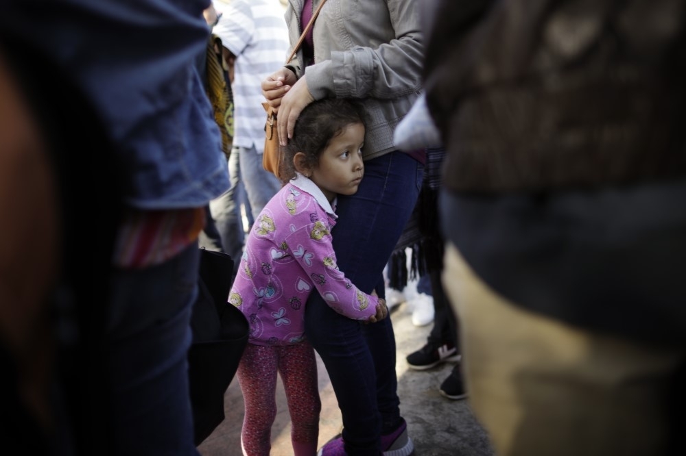 試圖尋求美國庇護的墨西哥移民。（美聯社）