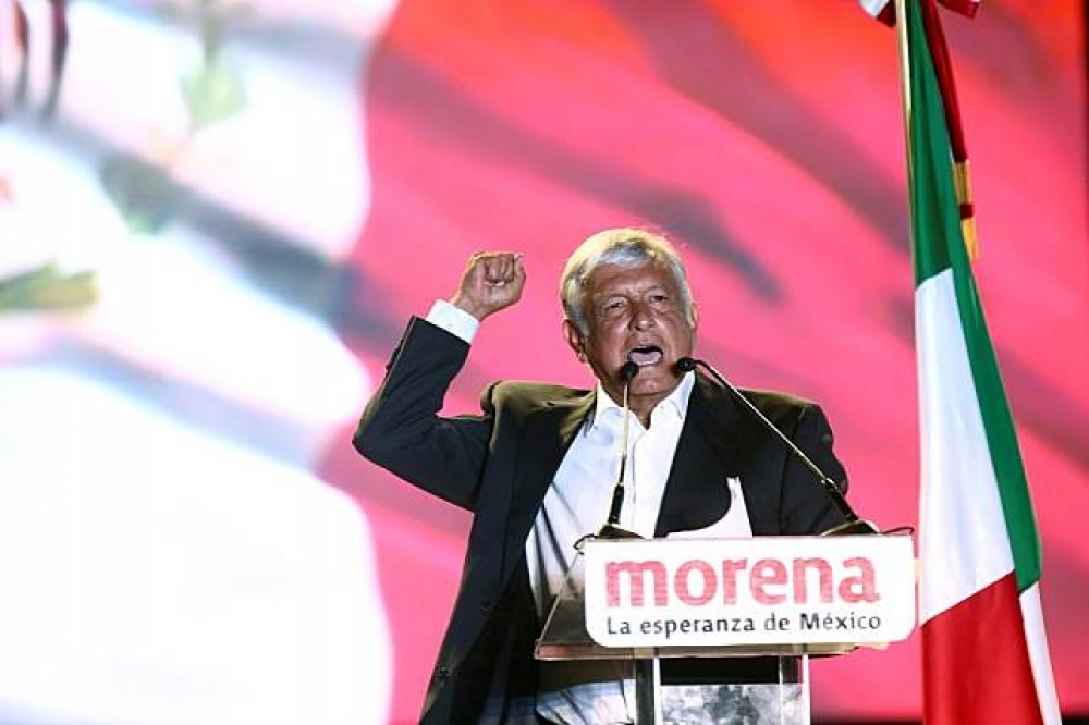 墨西哥總統候選人羅培茲．歐布拉多爾6月27日於墨西哥城對支持者發表演說。（湯森路透）