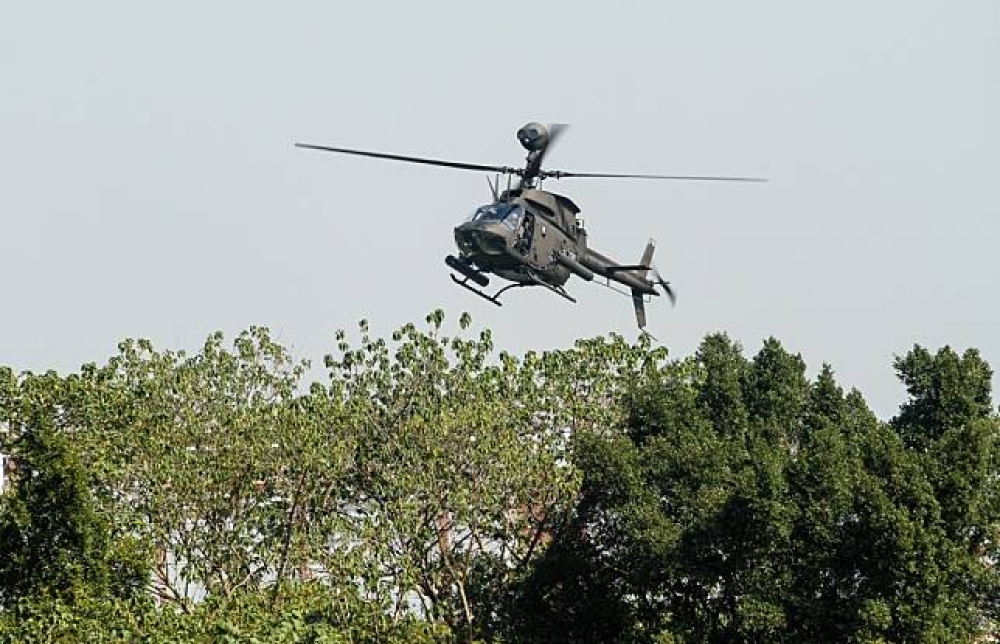 陸軍航指部一架OH-58D戰搜直升機日前執行訓練重落地的畫面遭到流出。國防部立即下令航訓部所有主官、飛行員及維修人員進行「忠誠儀測」測謊，引發爭議。（攝影：蘇郁晴）
