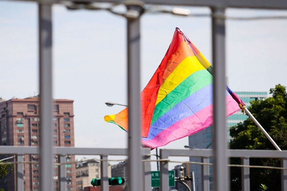 與日籍同性伴侶共同生活24年的台男G先生，2017年3月提出日本首宗同性伴侶權益訴訟，如今訴訟已超過1年，仍未有突破進展。（攝影：陳品佑）