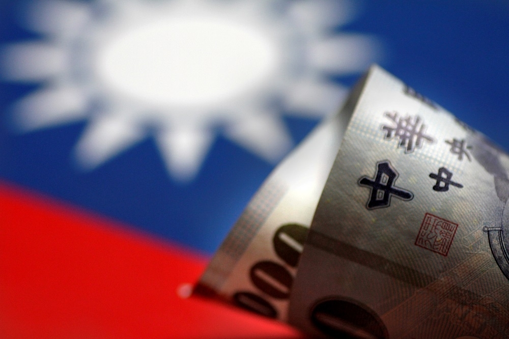《富比士》3月一篇文章稱台灣的薪資水準與墨西哥相近，引起一片譁然。（湯森路透）