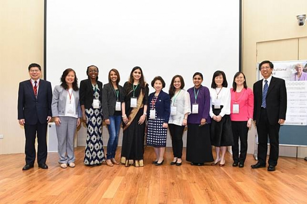 女性永續發展科學週，29日在台灣大學舉行開幕式，5位獲「格羅．布倫特蘭獎」的國際女科學家也來台參加巡迴講座。（攝影：李昆翰）