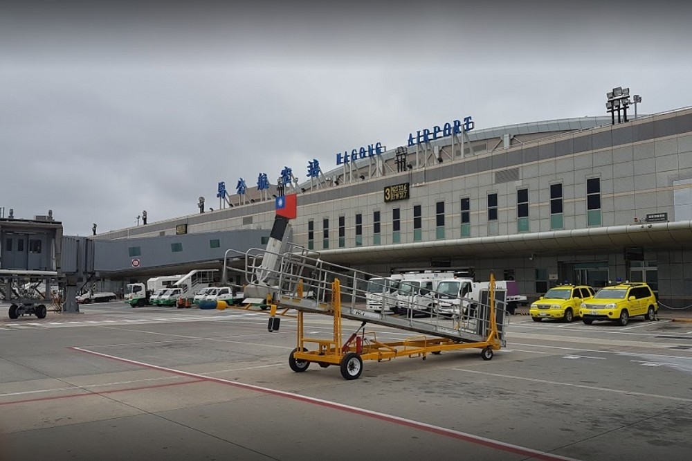 澎湖縣府宣布，原名「馬公航空站」的馬公機場，將在半年內正式更名為「澎湖機場」。（圖片取自網友Wu Chin-Chung）