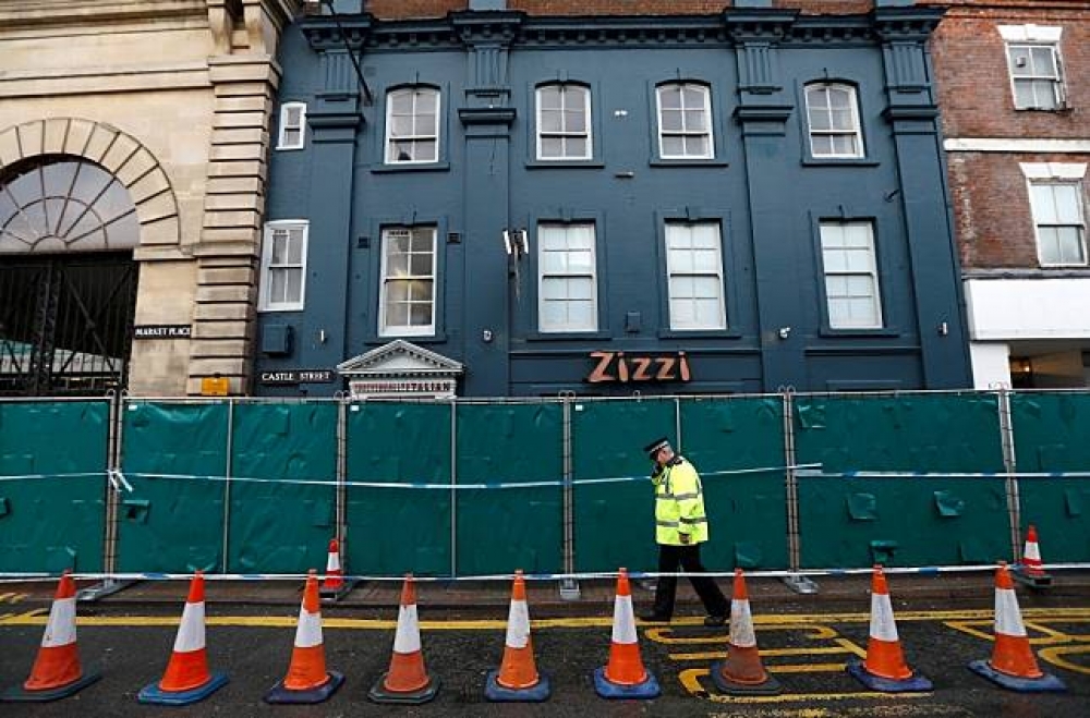 俄羅斯前雙面間諜斯克里帕被毒殺後，案發現場Zizzi餐廳已遭英國警方封鎖。（湯森路透）