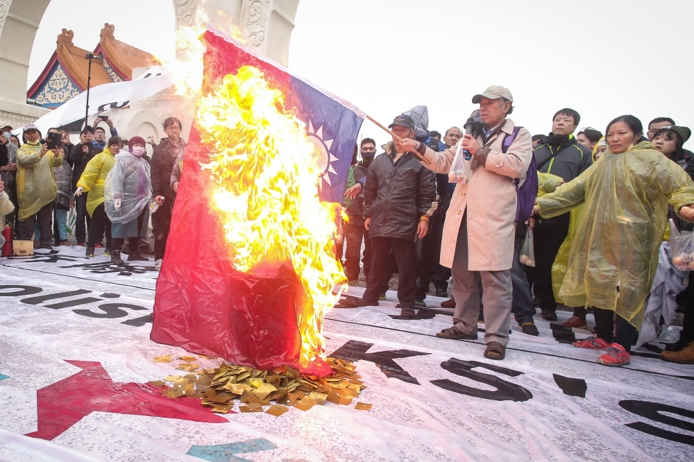 台灣的大法官是否也到了該直面焚燒國旗案的時刻。（攝影：陳品佑）