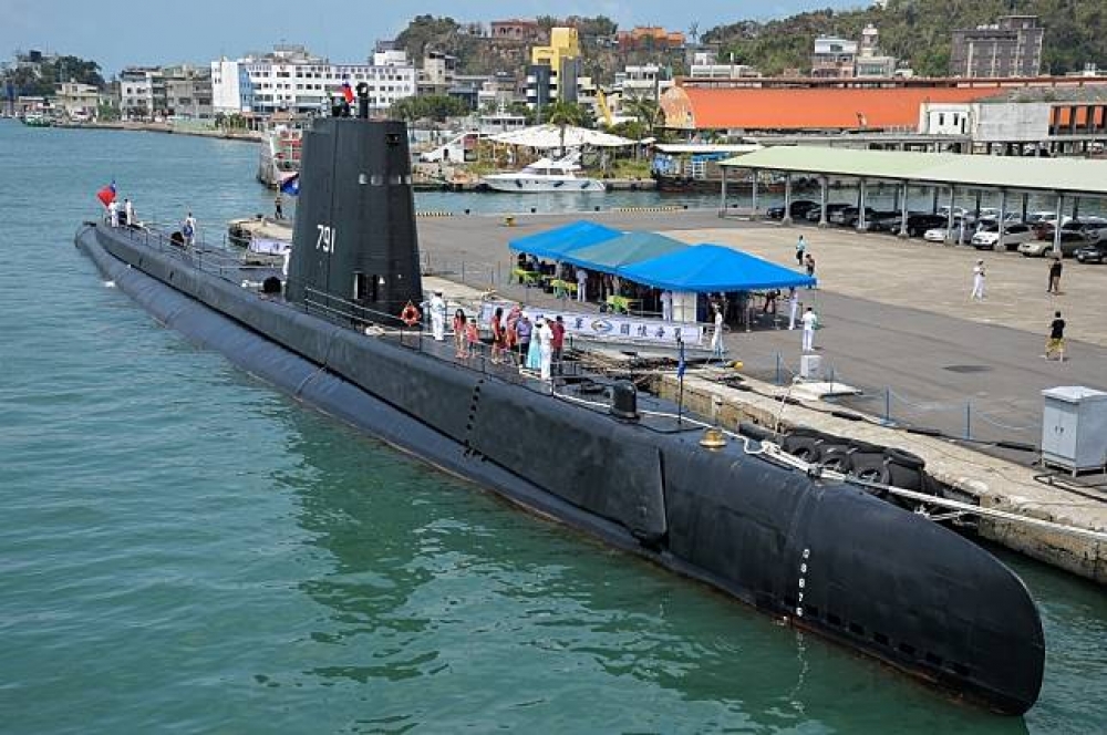 海軍古董茄比級「海獅號」潛艦從2016年底，委由台船進行深度大修的更新工程，在今年6月初深度大修工程即將結束，通過運作測試後將擔任潛艦訓練與反潛作戰任務。（台灣造船公會提供）