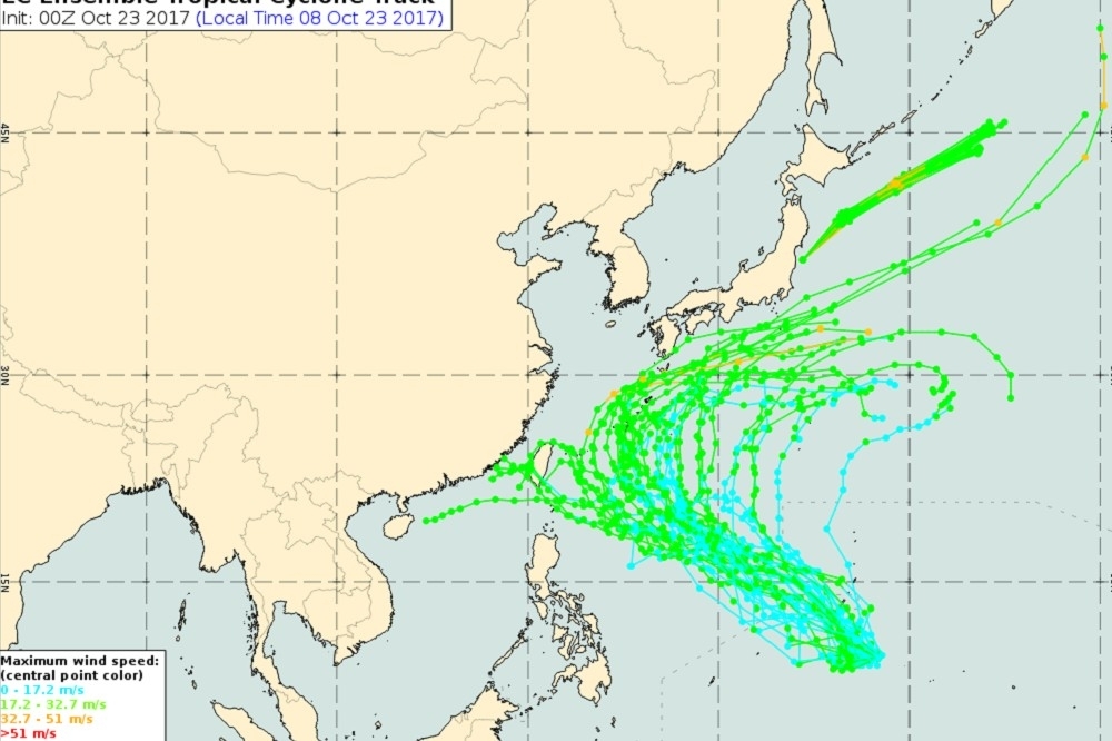 目前位於關島南方有一熱帶性低氣壓形成，有部分模擬指出，颱風有可能朝台灣撲來。（圖片取自彭啟明臉書）