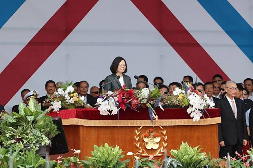 總統蔡英文在國慶演說時感謝3位民選的前總統，卻引來前法務部長羅瑩雪批評。（資料照片）