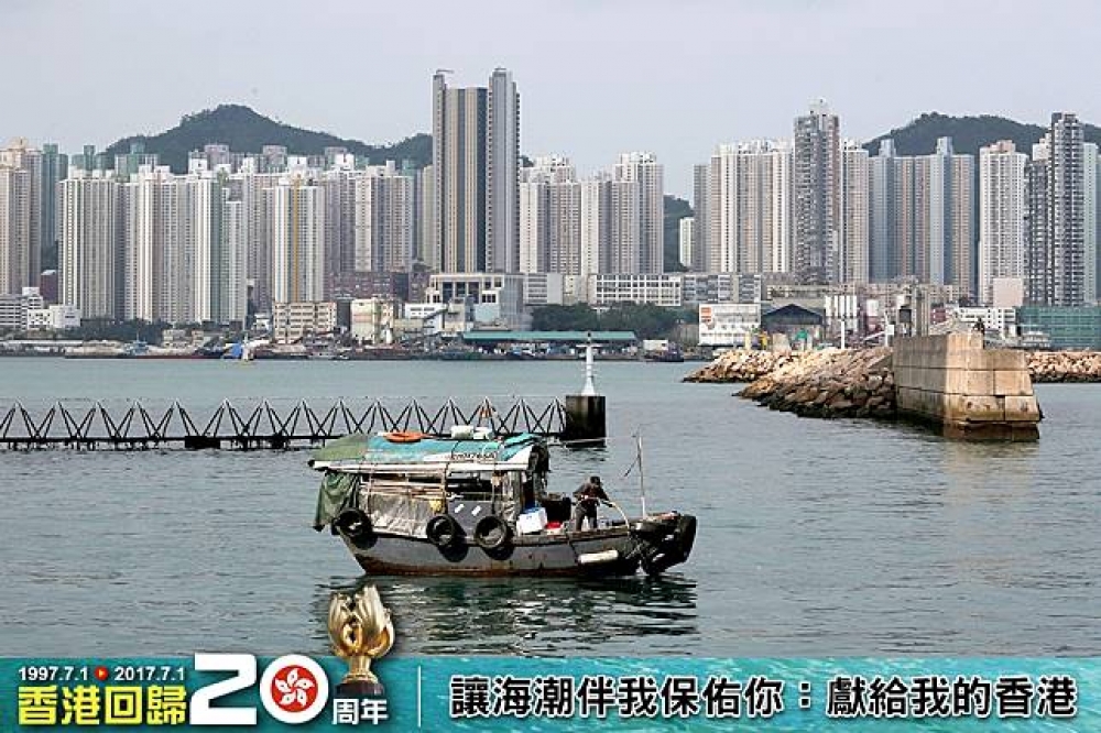 看盡千帆的香港。（照片：湯森路透，後製：潘世惟）