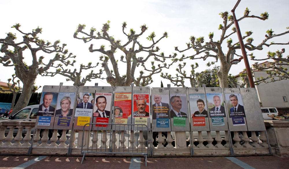 2017年法國主要政黨候選人，左起為梅朗雄、阿蒙、馬卡洪、費雍及勒潘。（製圖：潘世惟）