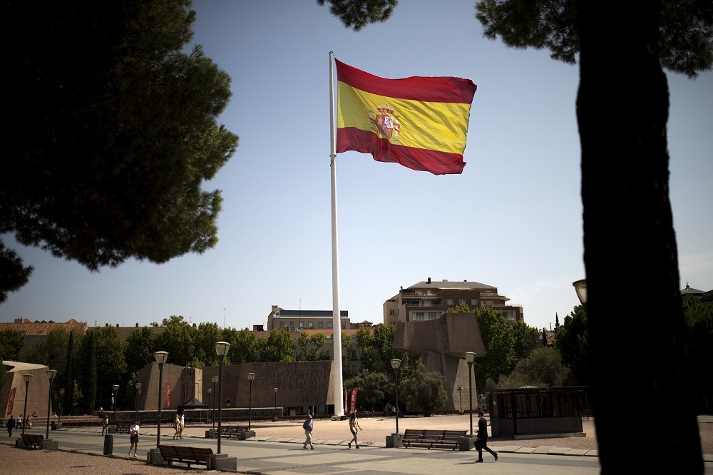 西班牙國會將廢除買房就能拿簽證的政策。（美聯社）