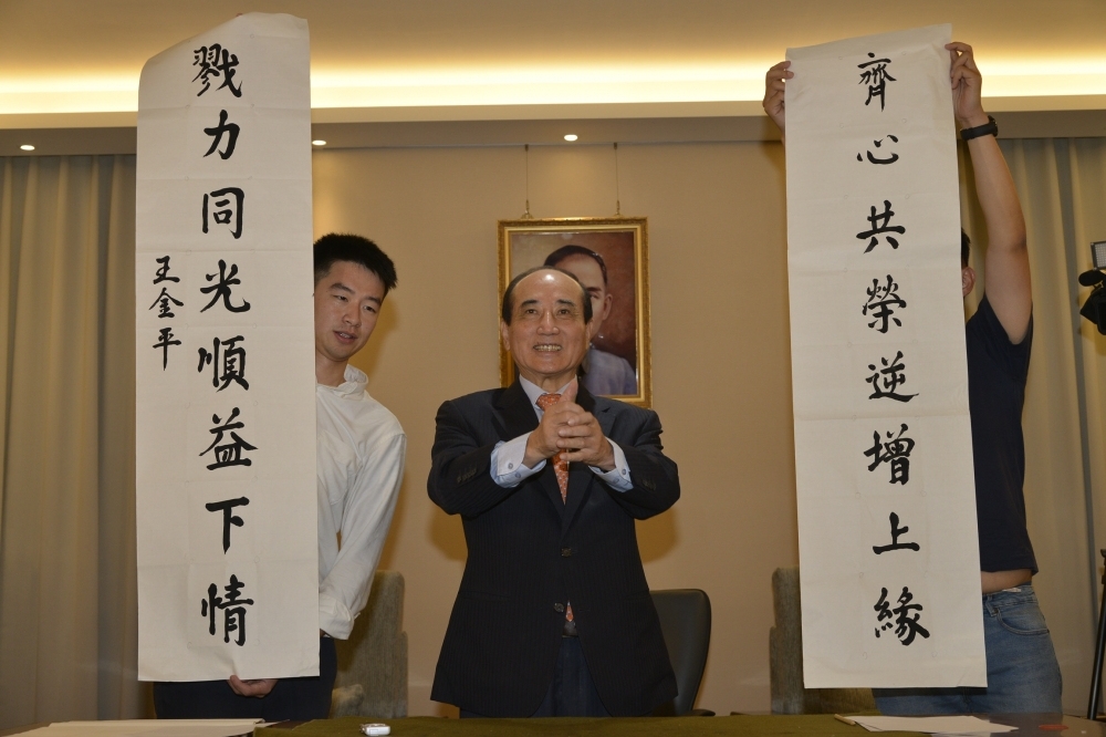 前立法院長王金平5日證實，近日已和前鴻海董事長郭台銘見面，並有共識一起替台灣前途打拚。（攝影：李智為）