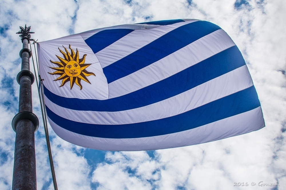 現在的烏拉圭遠遠沒有二戰以前富有，所謂「經濟成長」，說穿了只不過是獨裁時代砸爛了，從零慢慢恢復到正常的過程而已，實在不值得特別稱道。（Gonzalo G. Useta＠CC.BY 2.0）
