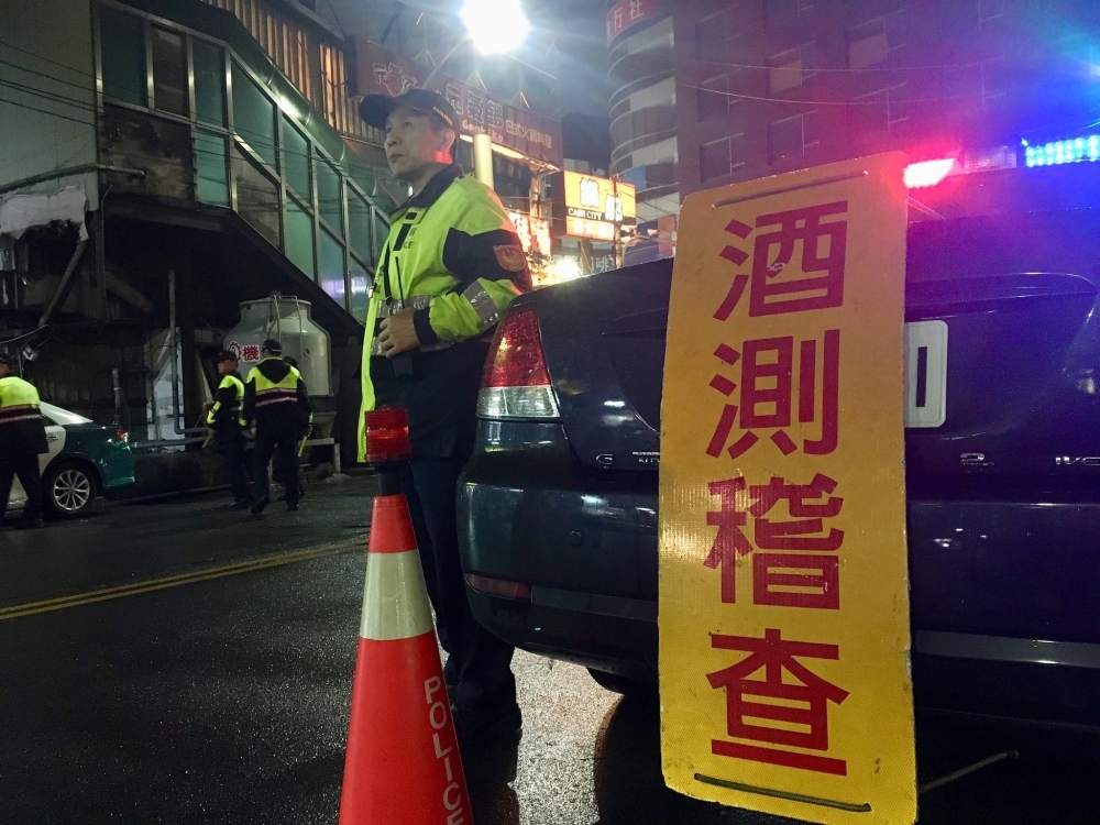 警政防疫新措施，內政部長徐國勇5日表示，全國性酒測已經暫時取消。（資料照片／張哲偉攝）