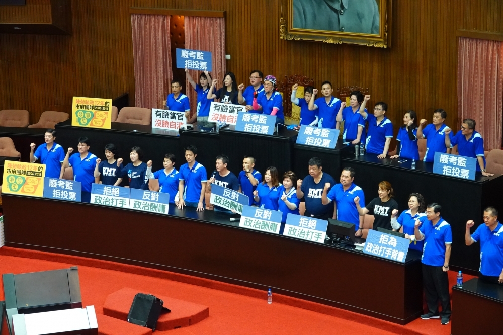 立委助理在台灣國會抗爭裡的角色，近年來屢屢引發爭議。（資料照片）