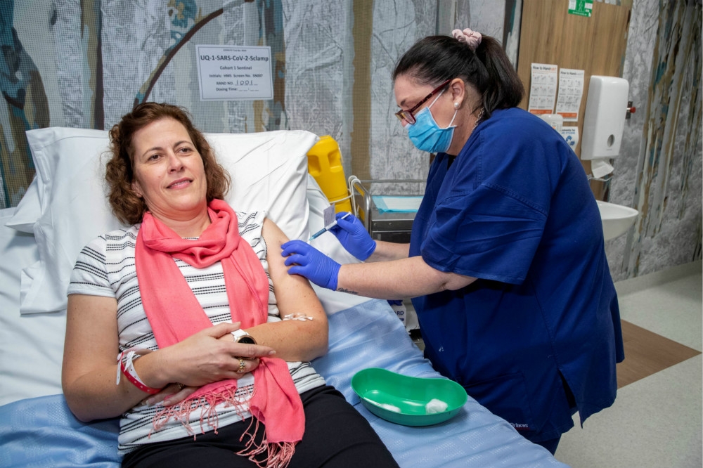 各國相繼開始著手新冠肺炎疫苗研發與測試。（湯森路透）