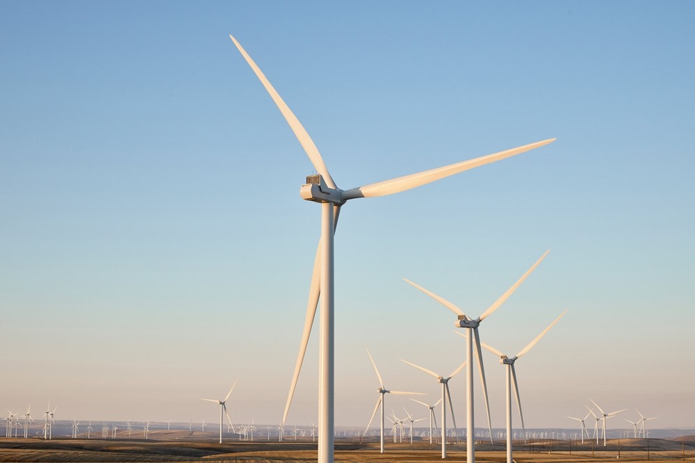 位於俄勒岡州的 Montague 風電廠是 Apple 最大規模的計畫之一，發電量達 200 兆瓦，為 Apple 的 Prineville 資料中心提供電力。（Apple 提供）