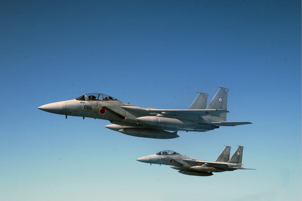 日本現役的F-15戰機緊急升空。（圖片取自航空自衛隊）