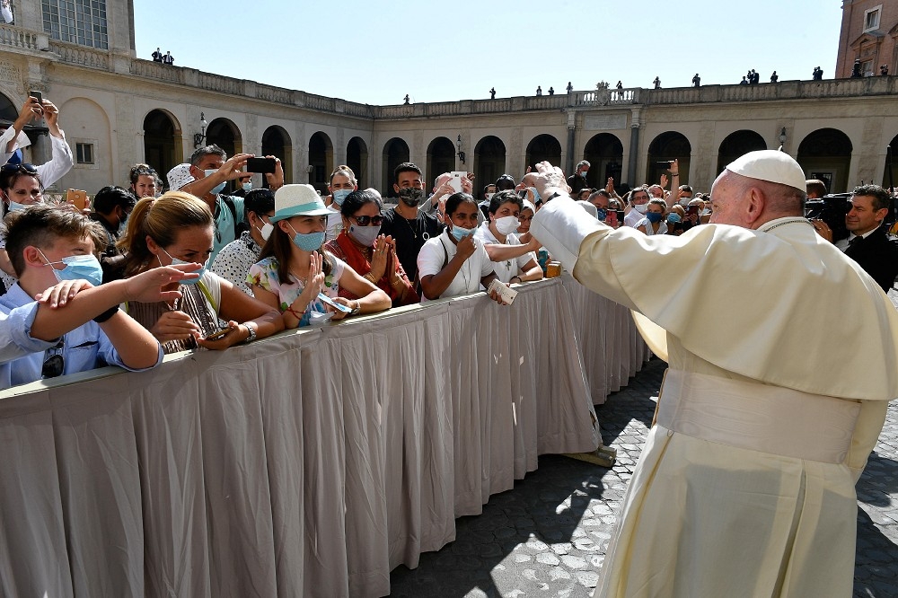 9月9日教宗在梵蒂岡舉行每周儀式。（湯森路透）