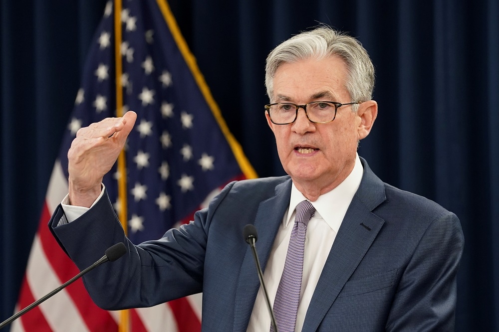 美國聯準會保持零利率政策至2023年。（湯森路透）
