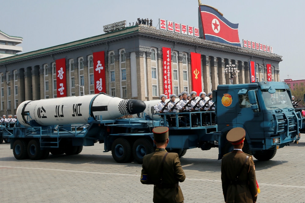 北韓2017年閱兵展示「北極星」彈道飛彈。（湯森路透）