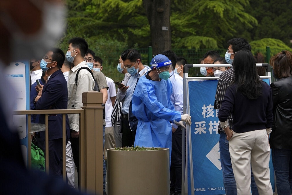 北京下令11個區接受三輪核酸檢測。（美聯社）
