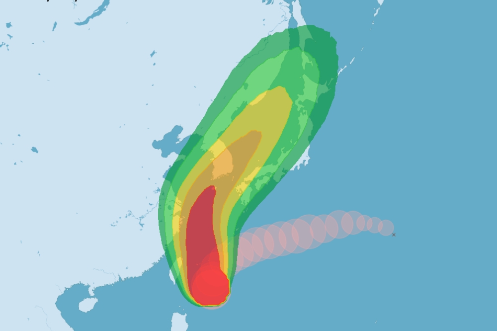 氣象局2日早上8點發布中颱「軒嵐諾」的暴風侵襲範圍。（中央氣象局提供）