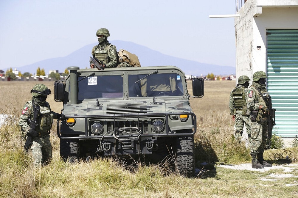 墨西哥軍隊準備增派千名兵力，穩定錫那羅亞地區局勢。（美聯社）