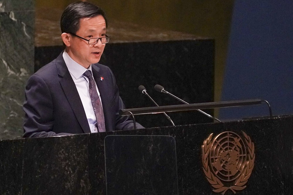 中國常駐聯合國代表團臨時代辦戴兵23日在聯大會議上發表演說，今日則正式公布烏克蘭和平方案。（美聯社）