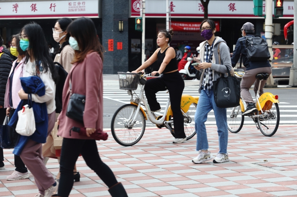 今本土新增1萬0816例確診個案。（資料照片/陳愷巨攝）