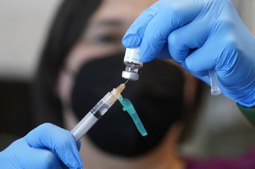 猴痘本土案例再增，專家擔心擴大為社區感染，呼籲相關單位擴大接種疫苗服務。（美聯社）
