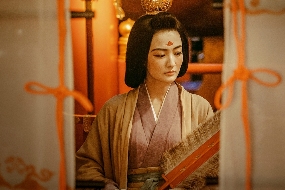 中國女星徐璐在電視劇《長安十二時辰》中飾演以楊貴妃為原型的角色「嚴羽幻」（圖片取自網路）