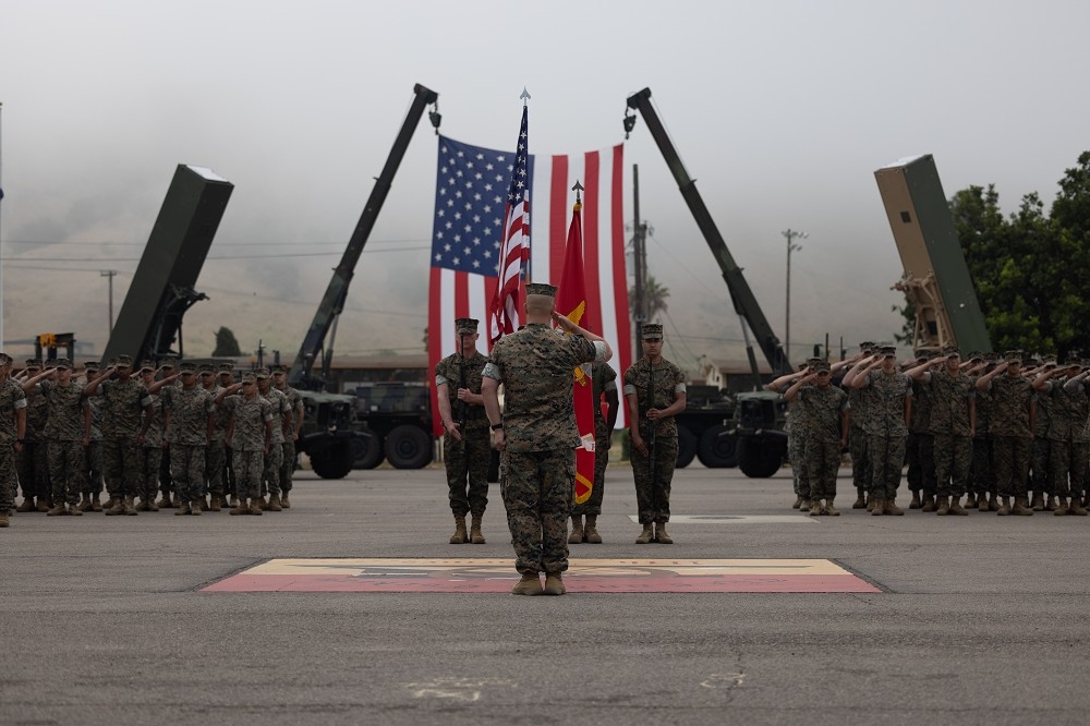 美軍陸戰隊21日在加州的彭德爾頓基地，舉行陸戰一師11團A連成軍儀式。（取自DVIDS）