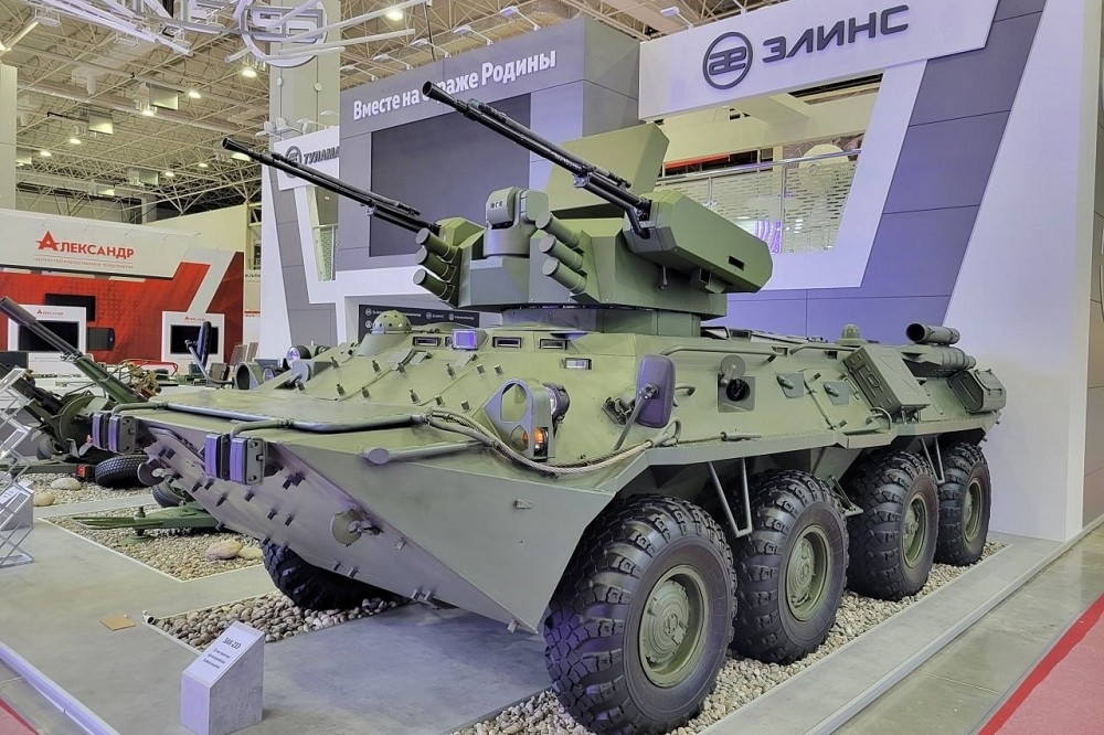 在Army 2023論壇會場上展出的ZAK-23E自走防砲車原型。（取自VK）