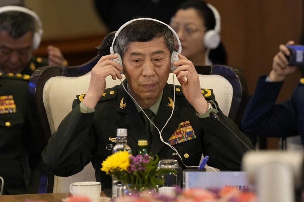 中國國防部長李尚福被抓，應該是調查中掌握了大量軍事採購方面的腐敗證據，才遭收網。（美聯社）