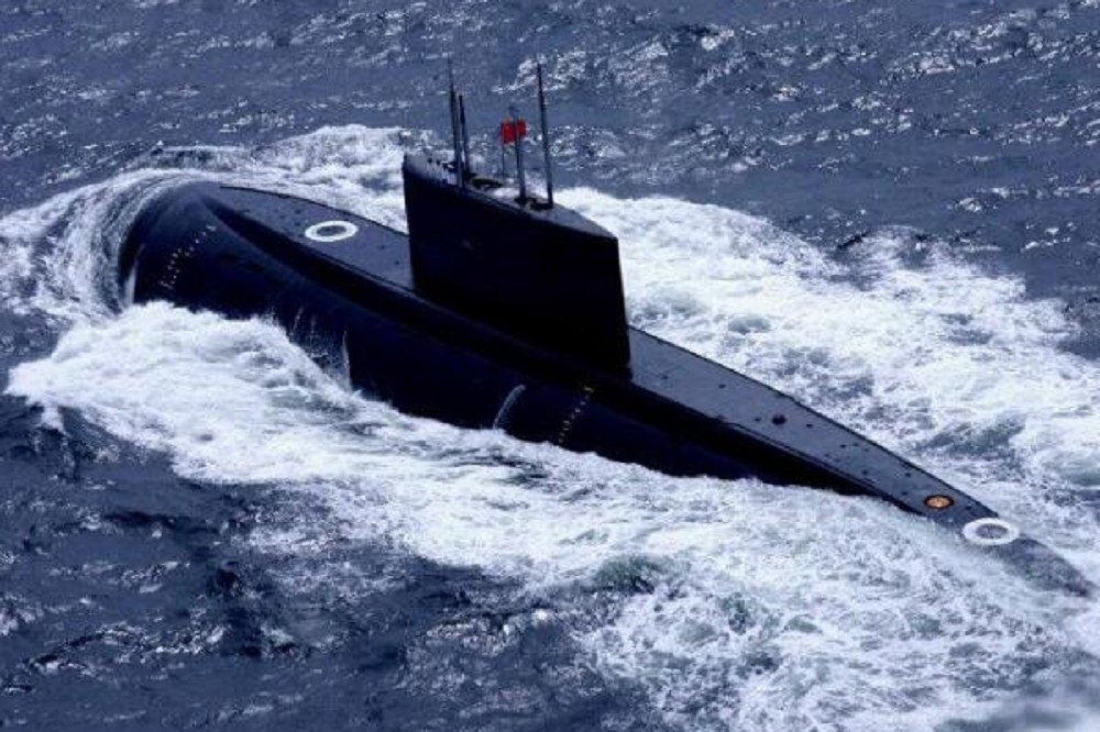 美軍正在重啟冷戰時期水下諜報網，提升對潛艦活動的監控能力，圖為中國解放軍海軍潛艦。（美聯社）