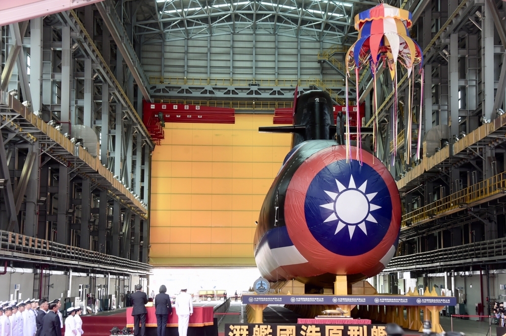 國造潛艦與台灣的民主化歷程同樣得來不易，並已昇華為主體性的符號象徵。（攝影：張哲偉）