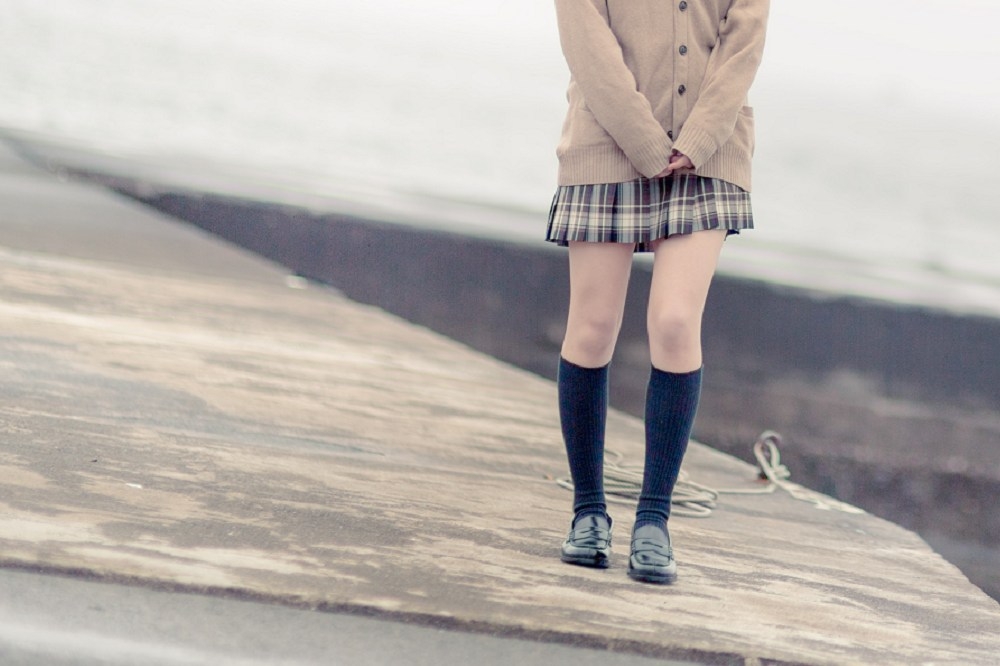 金門某國中陳姓男老師藉口幫學校熱舞社學生拍照，要求女學生換上清涼服裝。示意圖，非當事人。（取自pakutaso）